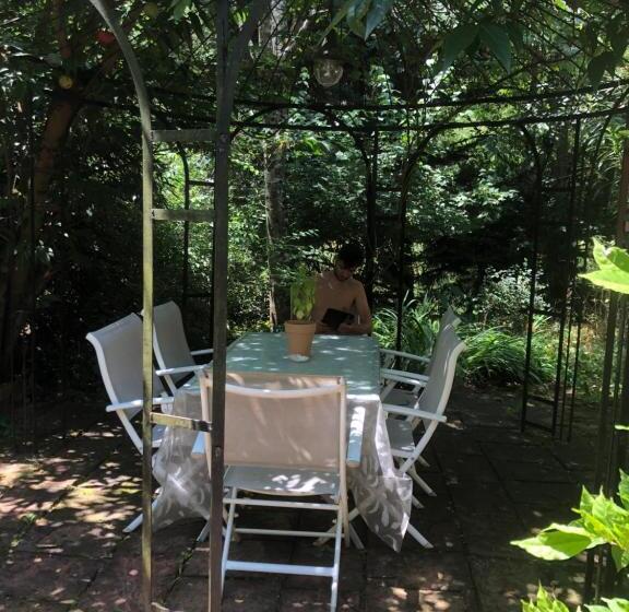 Bed and Breakfast Domaine Pierrot