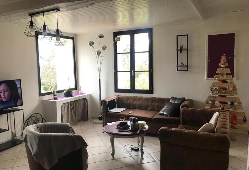 Bed and Breakfast Domaine Pierrot