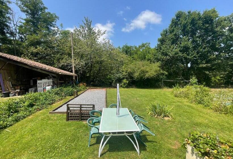 Bed and Breakfast Domaine Pierrot