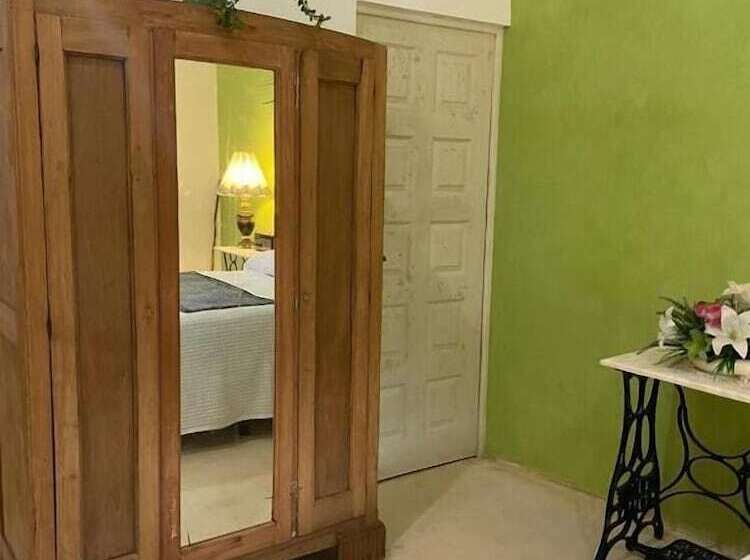 مبيت وإفطار Hacienda Santa María De Batzan Rotamudos