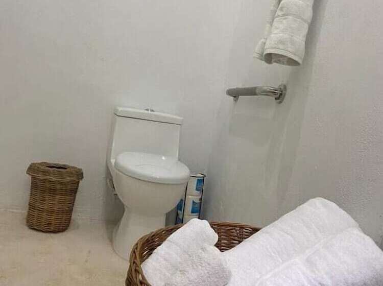 مبيت وإفطار Hacienda Santa María De Batzan Rotamudos