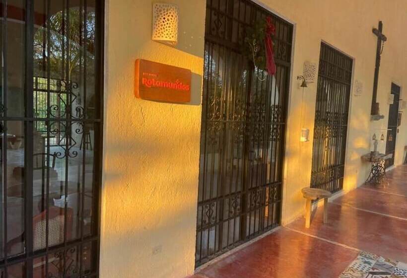 مبيت وإفطار Hacienda Santa María De Batzan Rotamudos