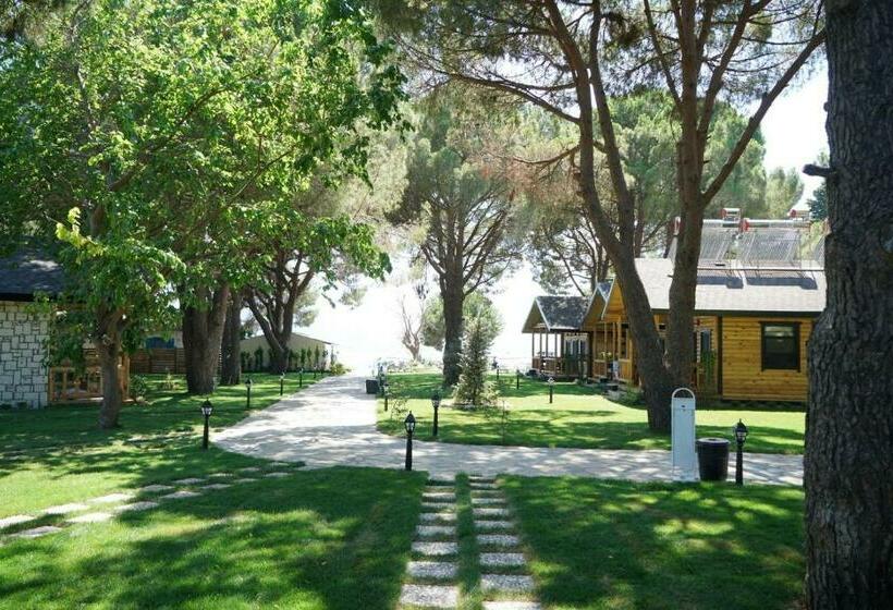 Bed and Breakfast Pino Mar Luxury Bungalows