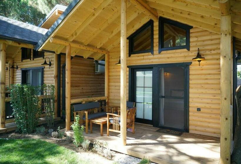 Bed and Breakfast Pino Mar Luxury Bungalows