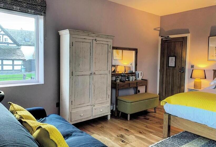 민박 The Swan Inn Letton