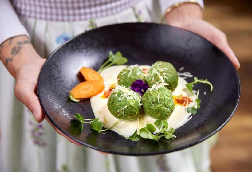 Fontis Luxury Spa Lodge