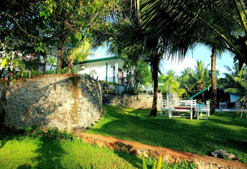Hill View Resort
