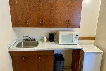 Hitching Post Motel