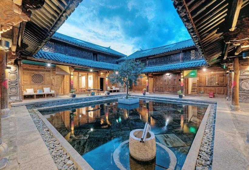 Hotelli 大理甲科第文化民宿