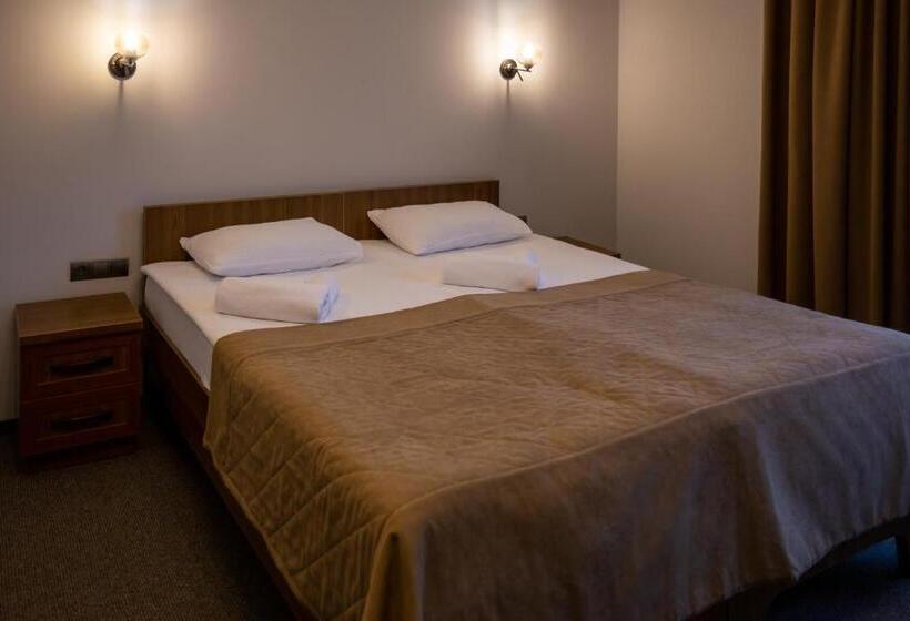 Hotel князів двір