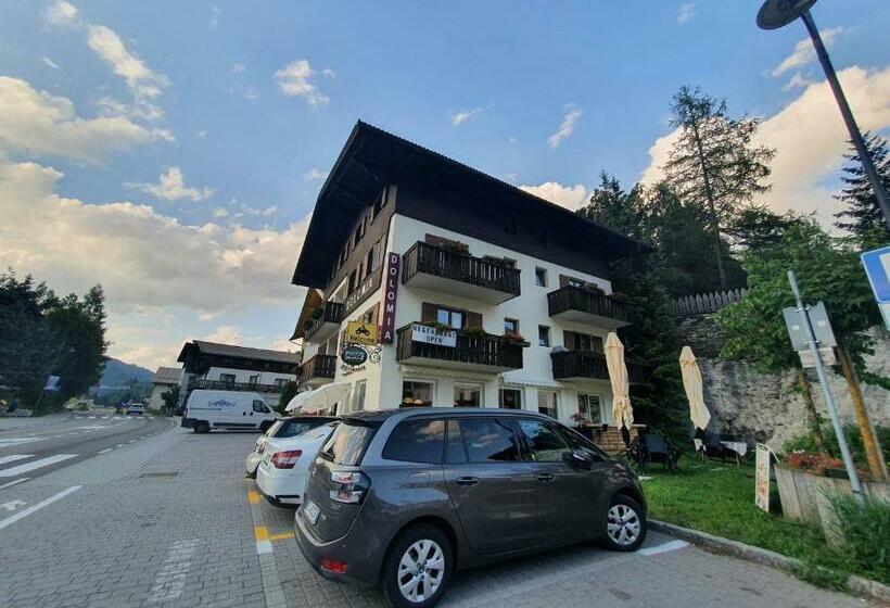 فندق Albergo Bar Ristorante Dolomia