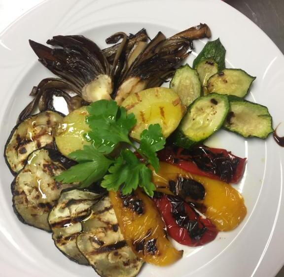 בית מלון כפרי Albergo Bar Ristorante Dolomia