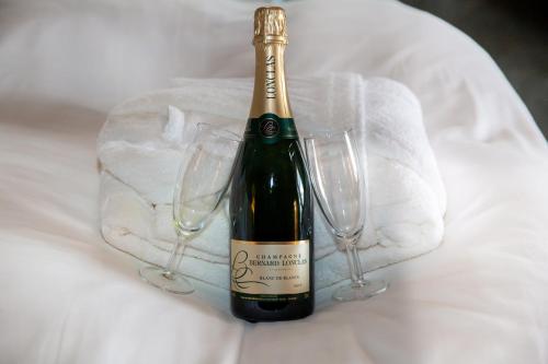 ホテル Amadeus Restaurant & Boutique