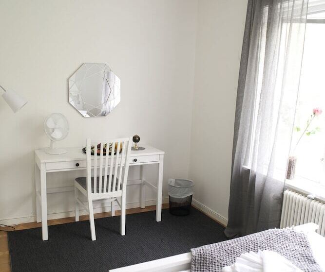 Отель Apelkvistens Wärdshus & Logi