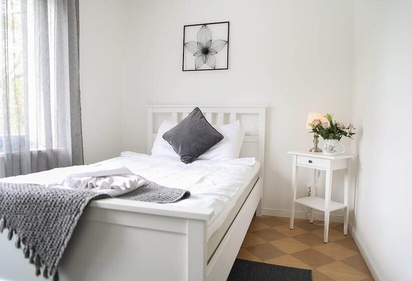 Отель Apelkvistens Wärdshus & Logi