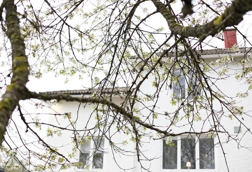 Отель Apelkvistens Wärdshus & Logi