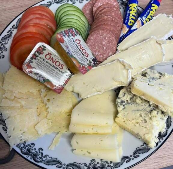 Отель Apelkvistens Wärdshus & Logi