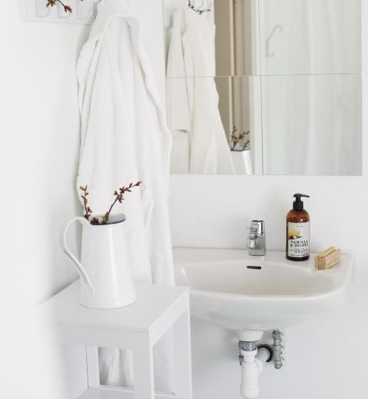 Отель Apelkvistens Wärdshus & Logi