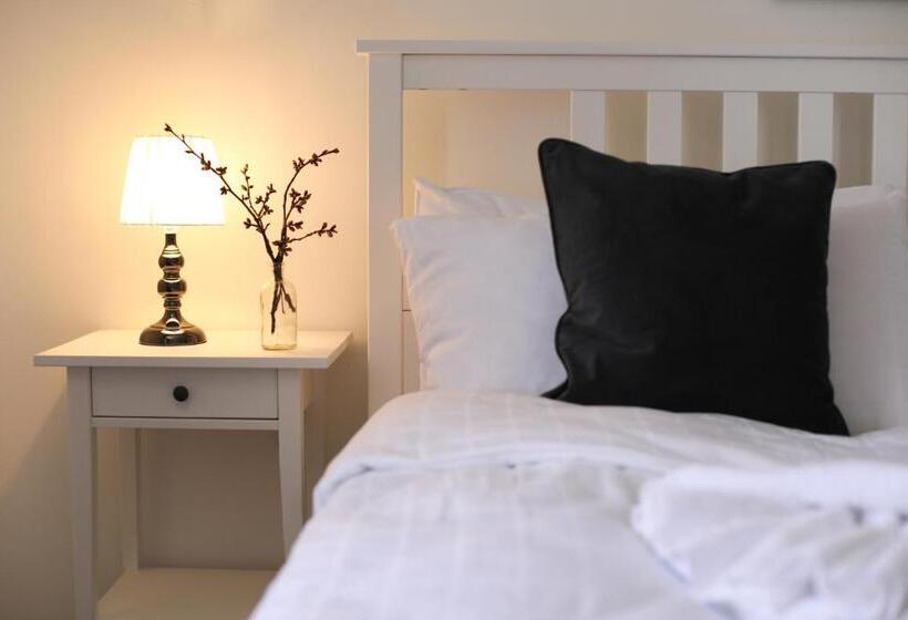 Отель Apelkvistens Wärdshus & Logi