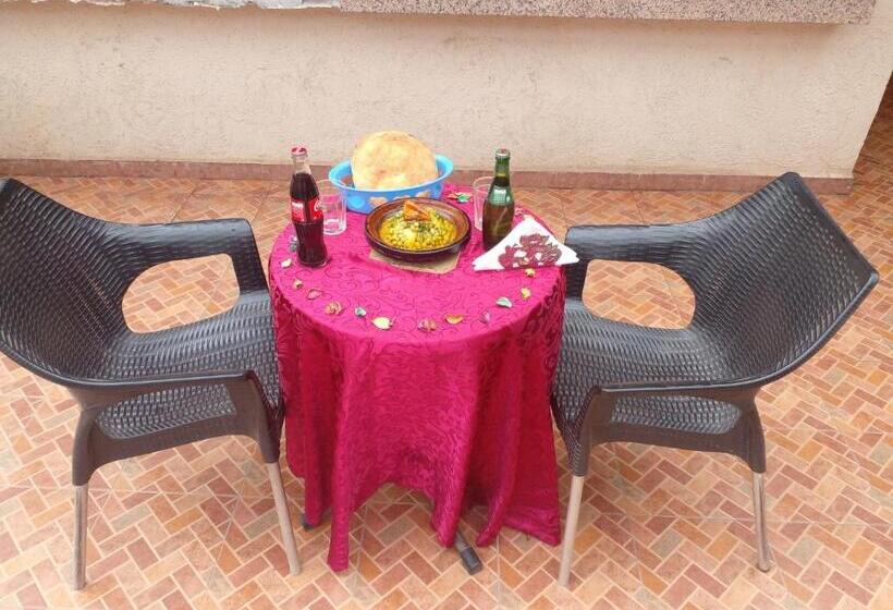 בית מלון כפרי Atlas