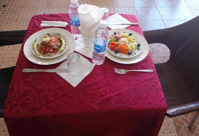 בית מלון כפרי Atlas