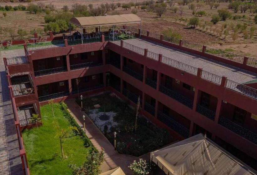 בית מלון כפרי Atlas