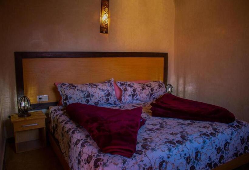 בית מלון כפרי Atlas