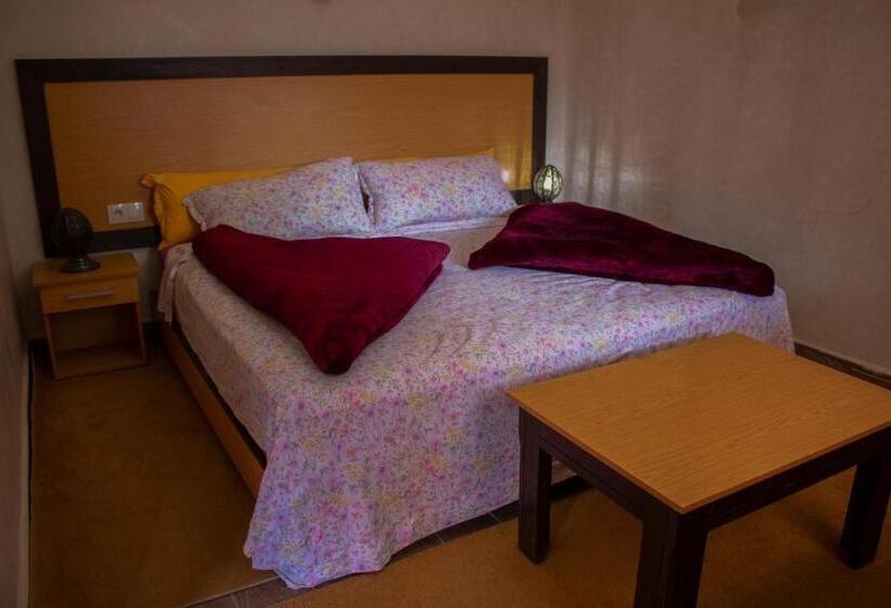 בית מלון כפרי Atlas