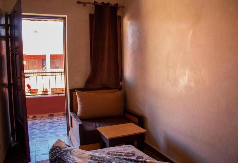 בית מלון כפרי Atlas