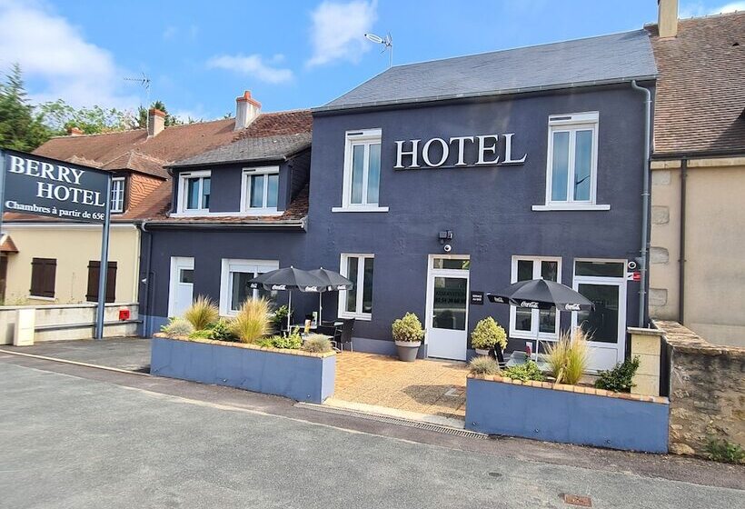 Отель Berry Hôtel La Châtre