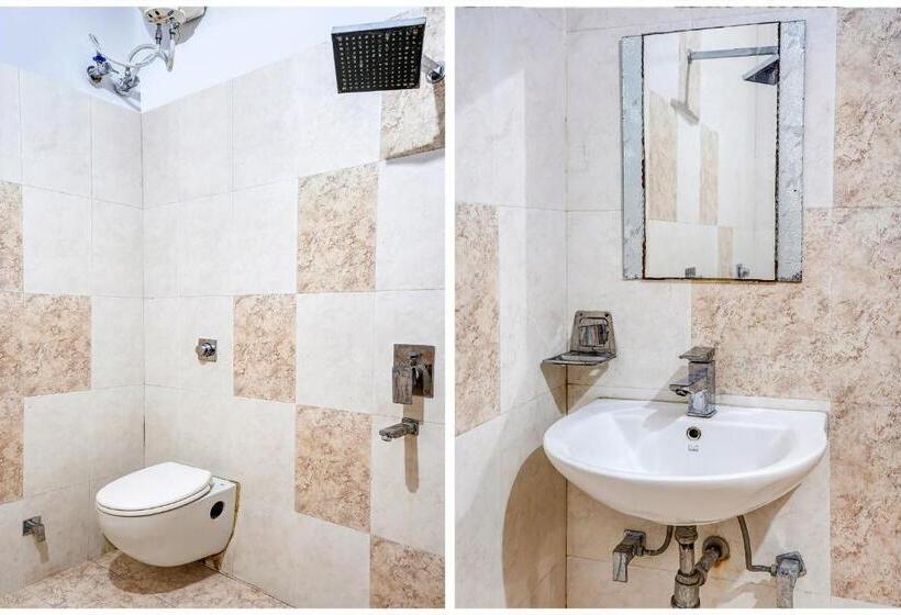 ホテル Capital O 79766  Star International