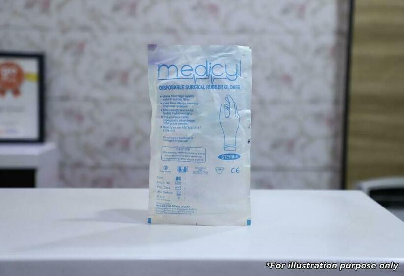 Отель Capital O 81565 Deluxe Inn Agra