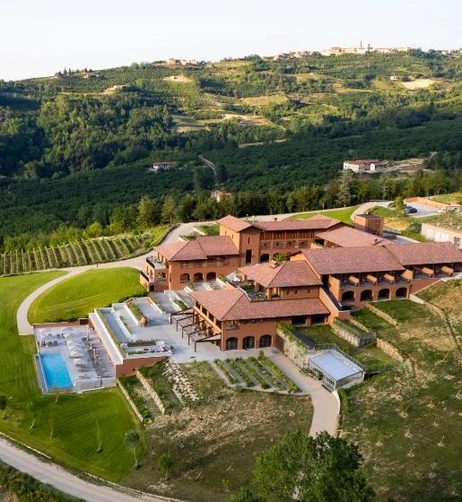 בית מלון כפרי Casa Di Langa