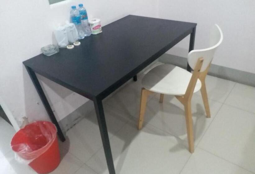 בית מלון כפרי Chawalee Place