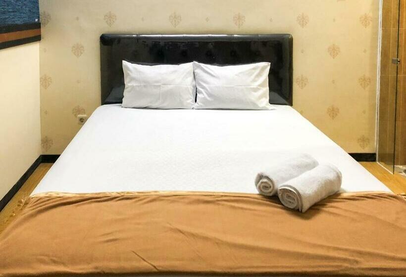 Gangnam Hotel Near Mall Olympic Garden Malang Mitra Reddoorz