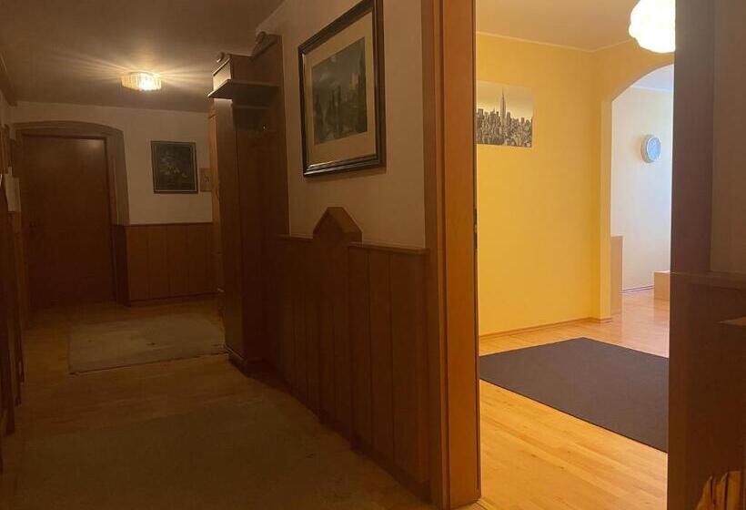 Отель Gasthof Wösner