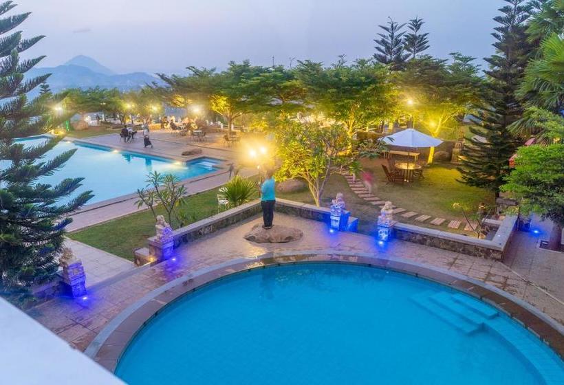 Отель Hidden Valley Hills