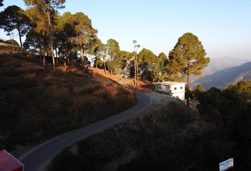 בית מלון כפרי Hinval Valley View Kandakhal