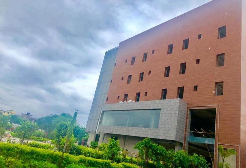 בית מלון כפרי Mastiff Grand Regal Resort Arrah By Othpl