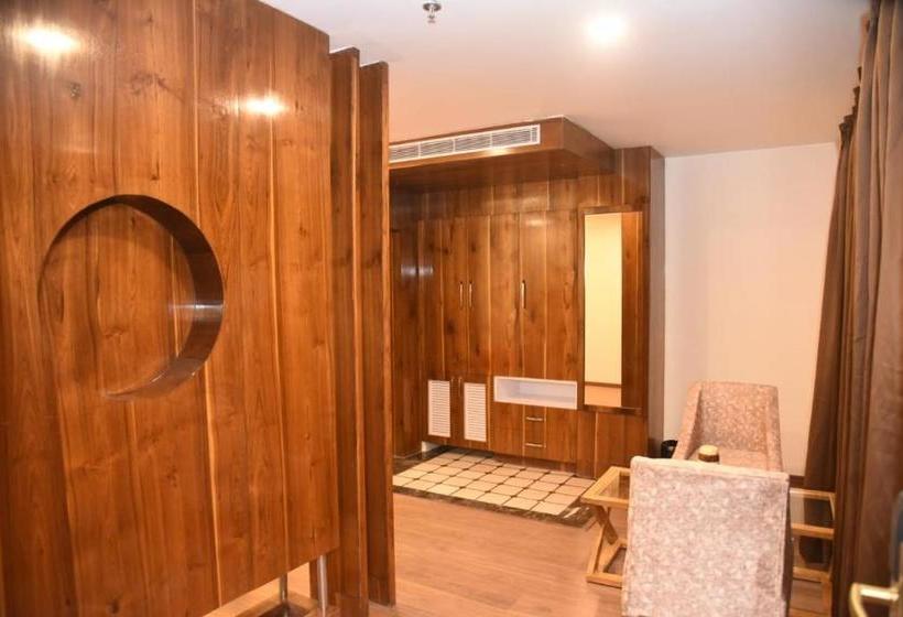 בית מלון כפרי Mastiff Grand Regal Resort Arrah By Othpl