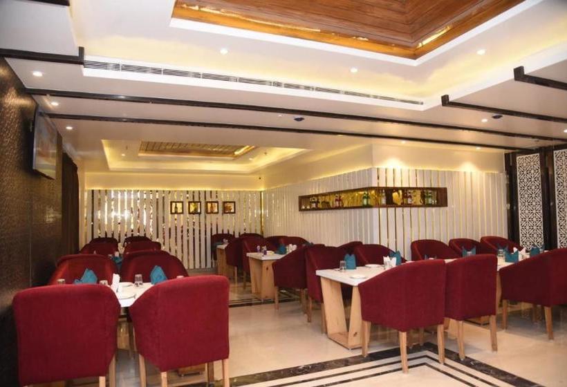 בית מלון כפרי Mastiff Grand Regal Resort Arrah By Othpl