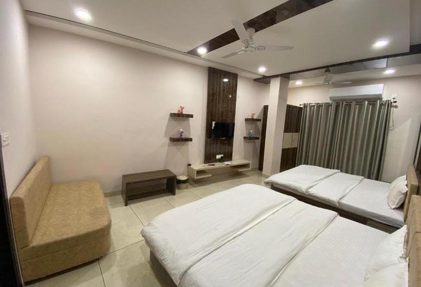 בית מלון כפרי Motherland