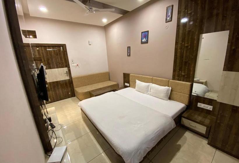 בית מלון כפרי Motherland