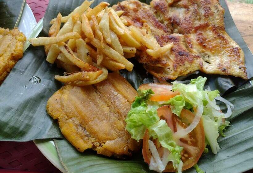 فندق Cabaña Nido El Gorrión