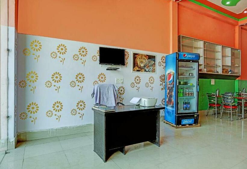 Flagship Solanki Hotel And Restaurant