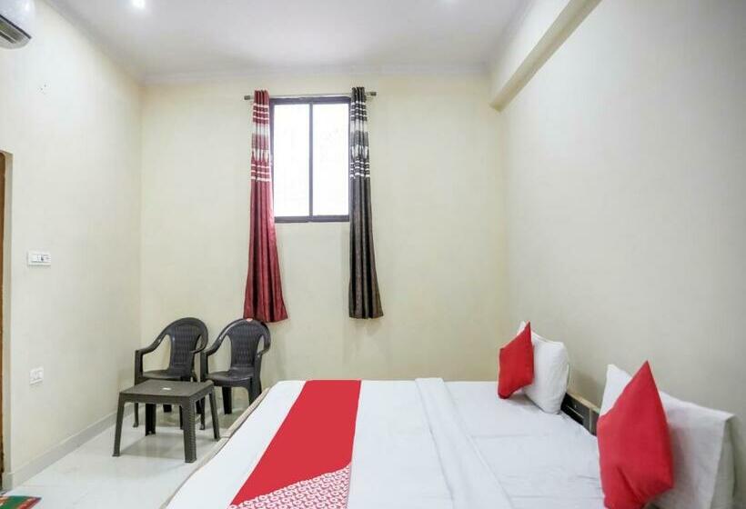 ホテル Oyo 77842 Triveni Darshan