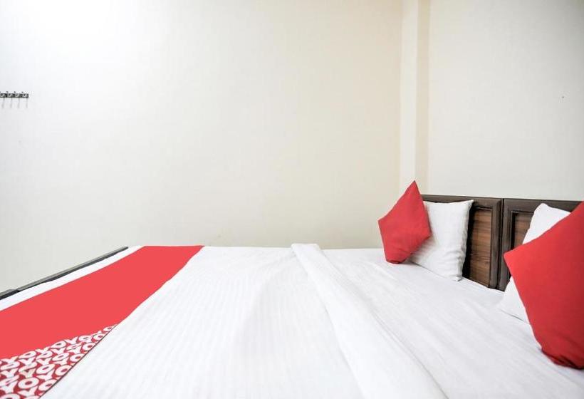 ホテル Oyo 77842 Triveni Darshan