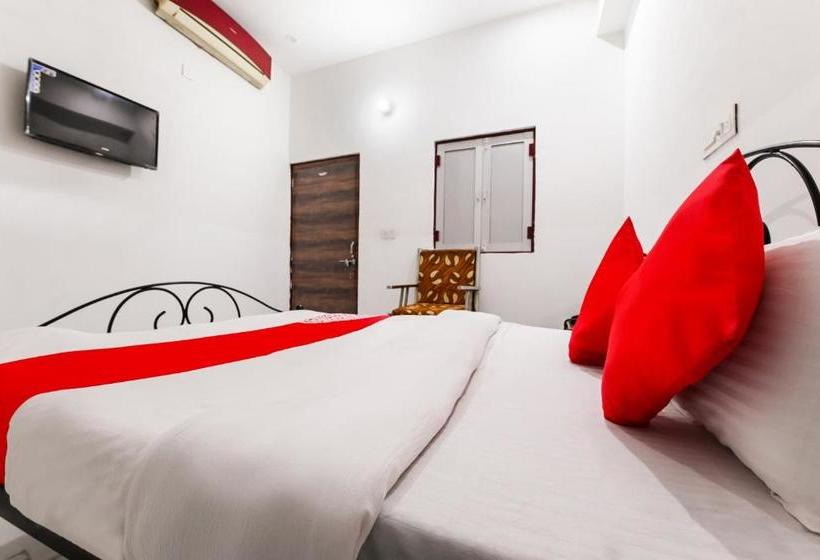 فندق Oyo 77964 Dhanlaxmi Restaurant & Guest House