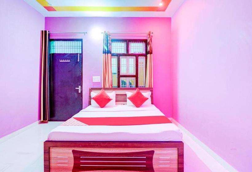 Отель Oyo 79756 Holiday