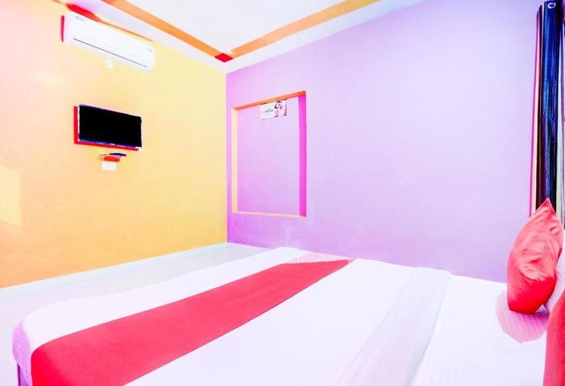 Отель Oyo 79756 Holiday